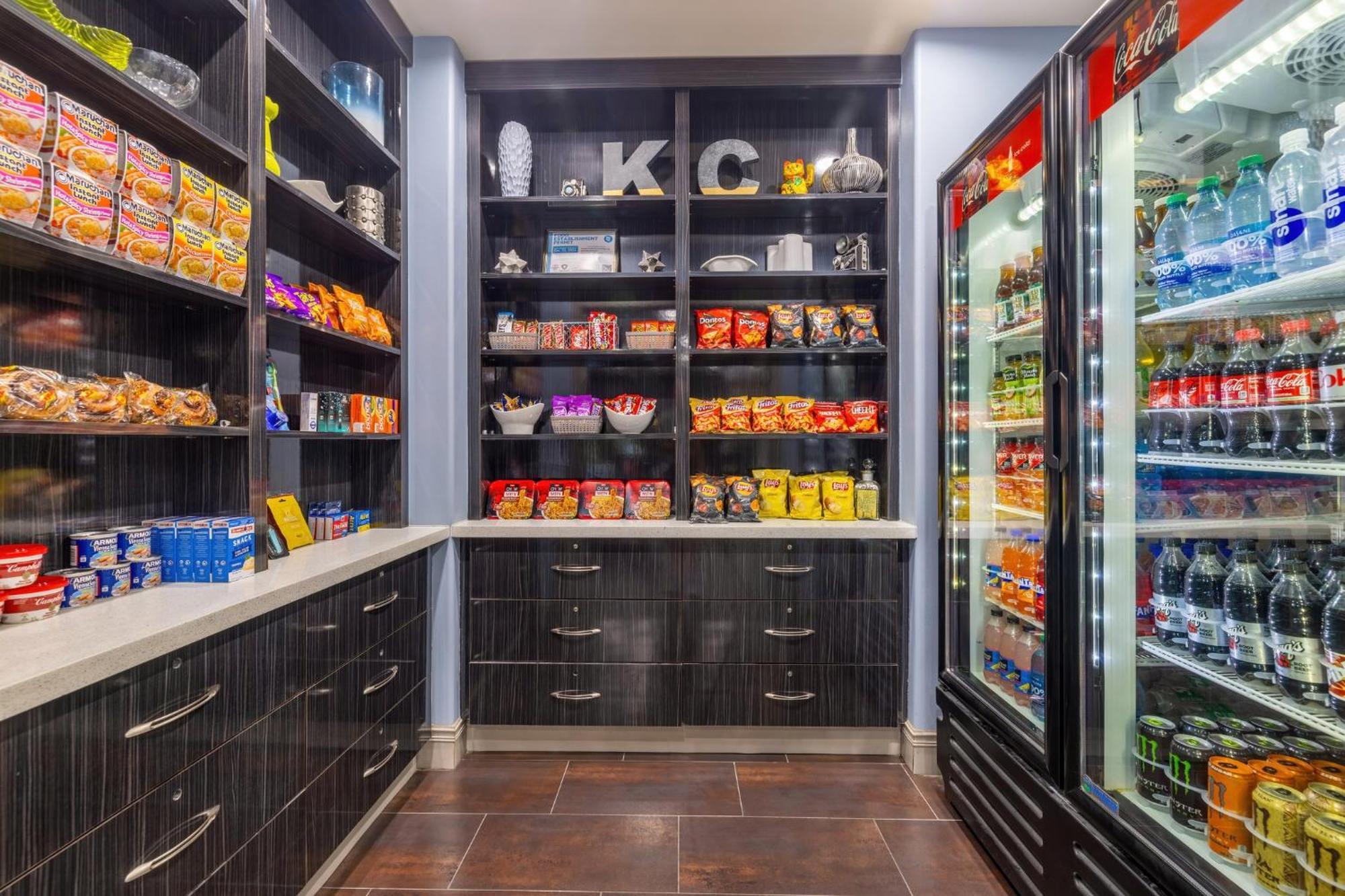 Holiday Inn Express & Suites Kansas City Airport By Ihg Екстер'єр фото