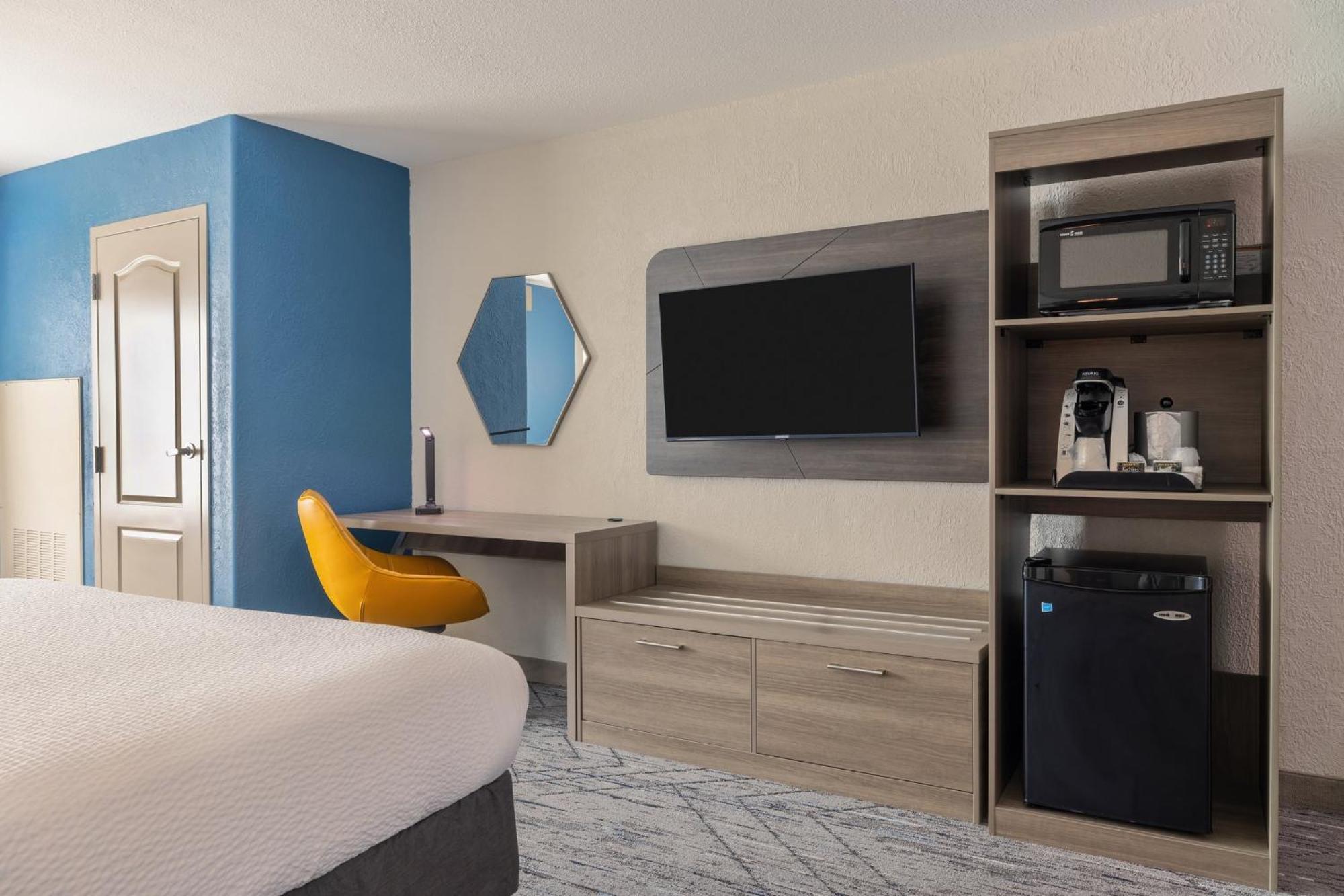 Holiday Inn Express & Suites Kansas City Airport By Ihg Екстер'єр фото