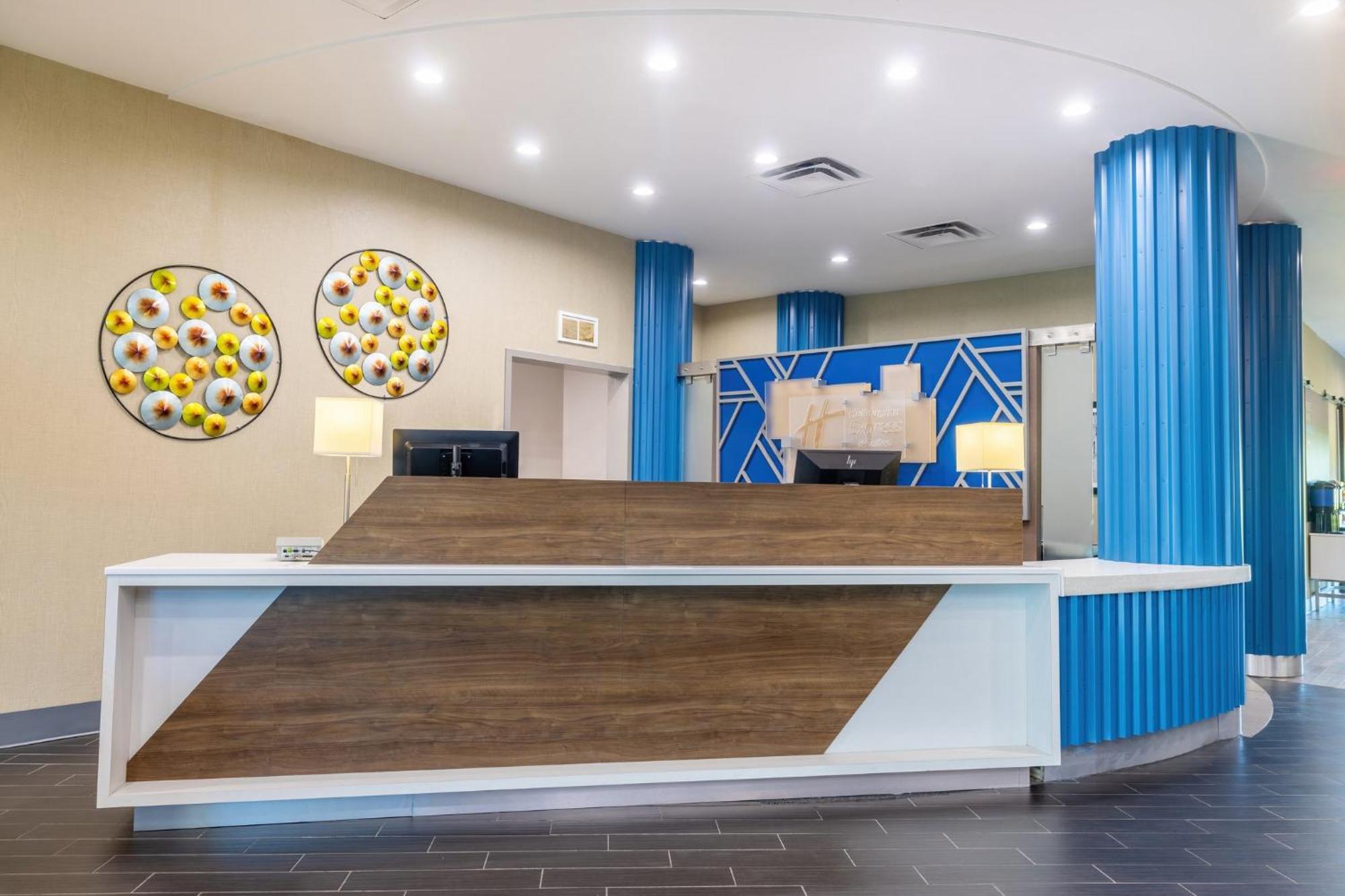 Holiday Inn Express & Suites Kansas City Airport By Ihg Екстер'єр фото