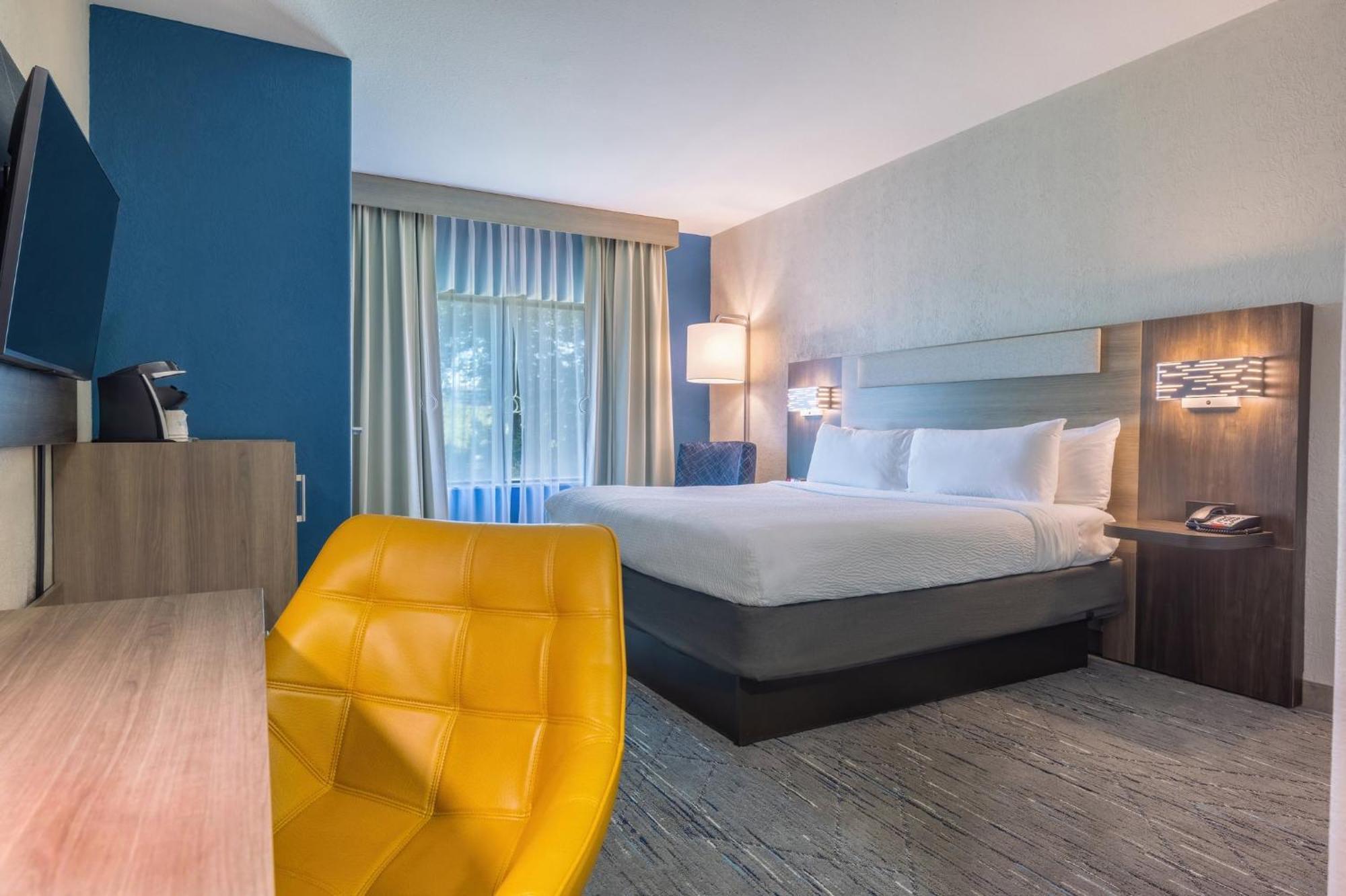 Holiday Inn Express & Suites Kansas City Airport By Ihg Екстер'єр фото
